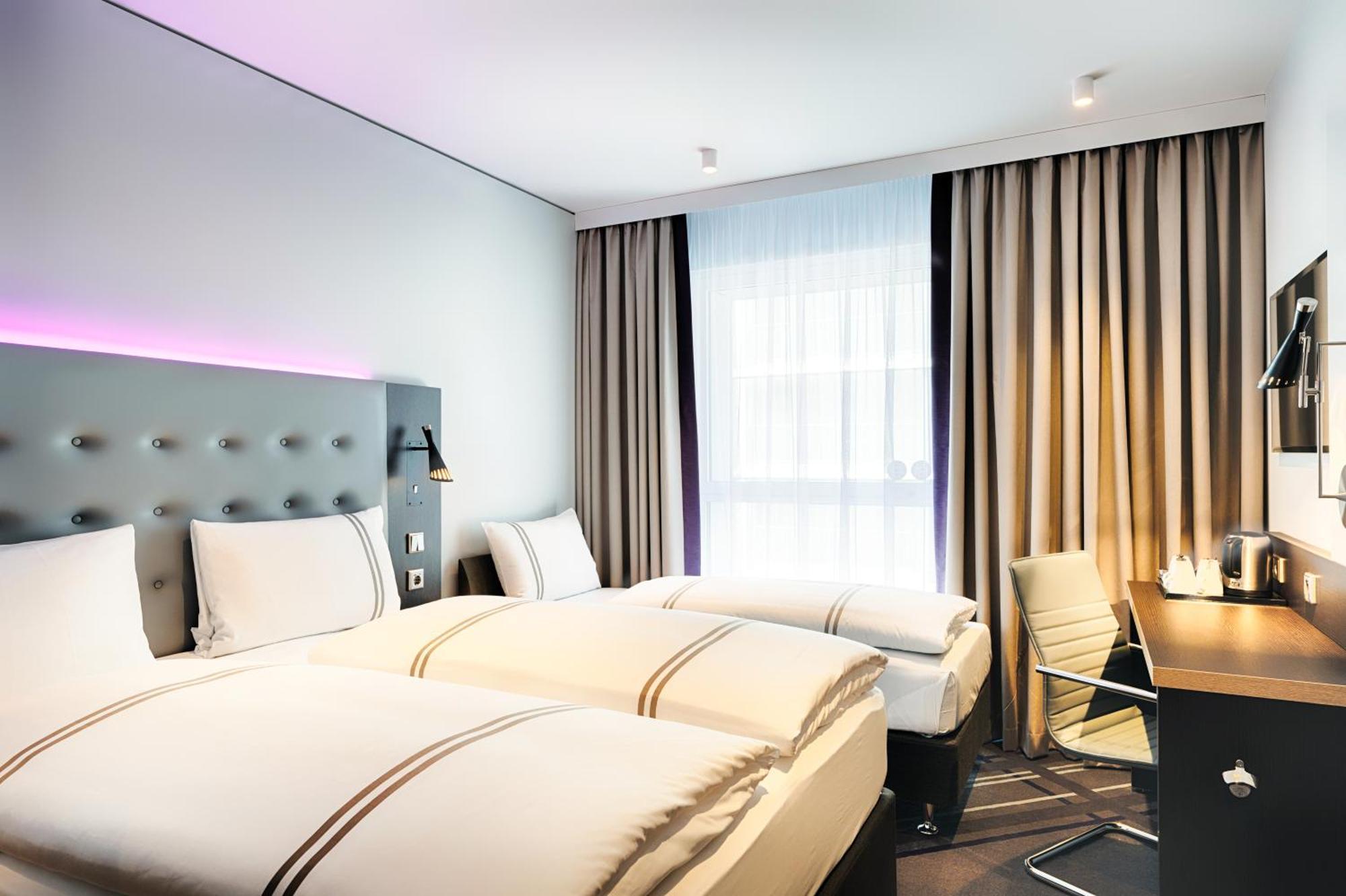 Premier Inn Saarbruecken City Centre エクステリア 写真